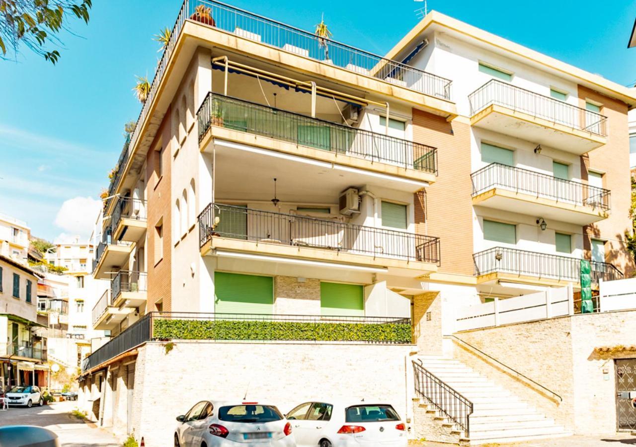 200 Metri Dal Mare Relax Con Ampio Terrazzo Apartment อาลัสซิโอ ภายนอก รูปภาพ